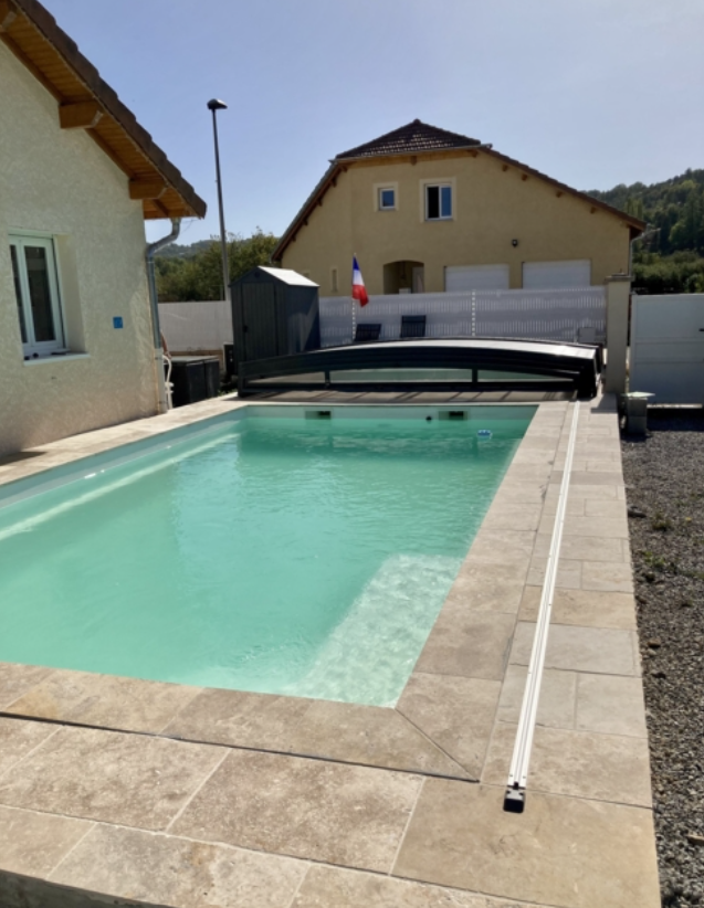 Superbe abri de piscine à Gap