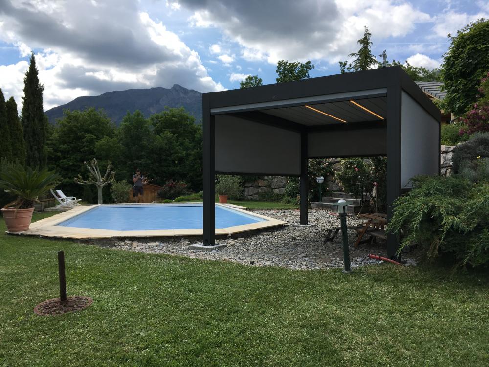 Pergola Bioclimatique en Aluminium