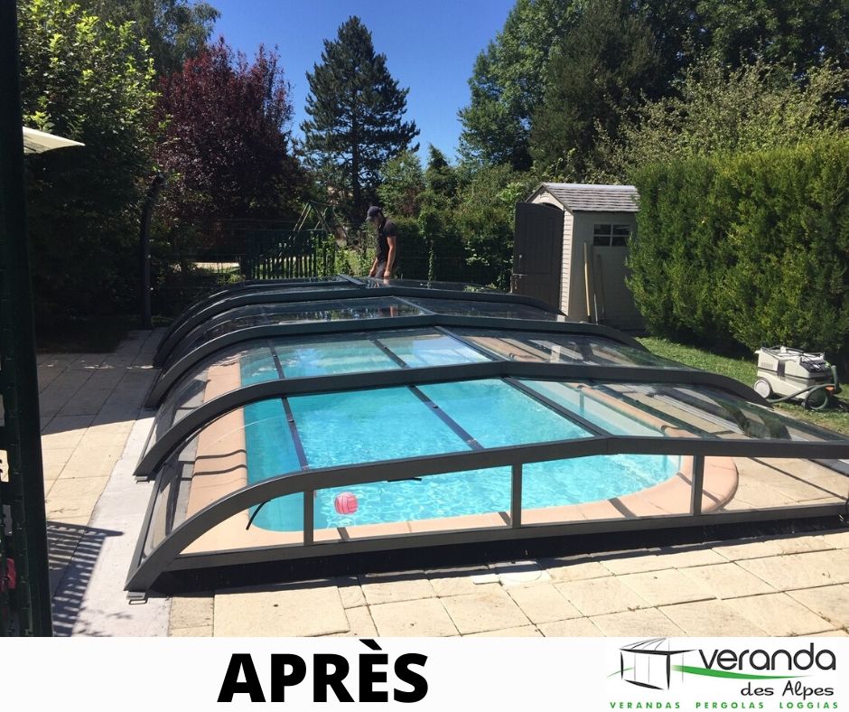 Abri de piscine bas galbé en 8 X 4,2 m