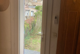 Porte fenêtre à Sainte-Tulle (04220)