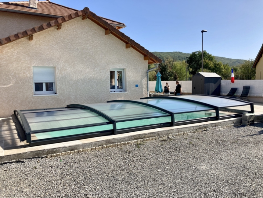 Superbe abri de piscine à Gap